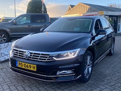 Volkswagen Passat Variant - 1.4 TSI Highline DSG 2017 R-Line Trekhaak