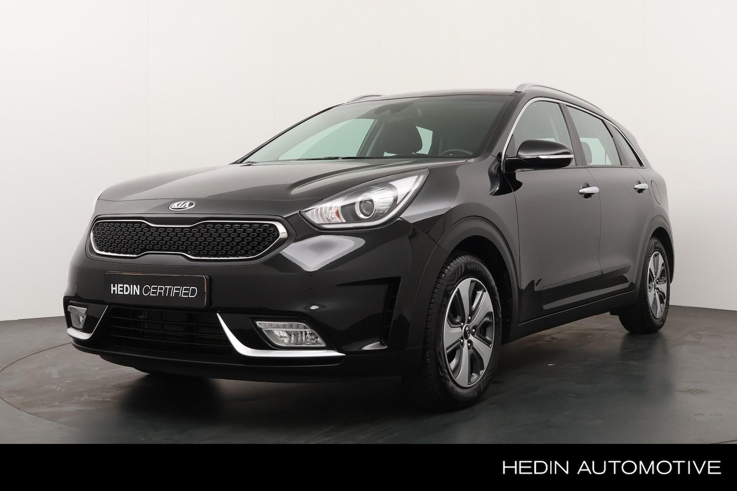 Kia Niro - 1.6 GDi Hybrid DynamicLine | Navigatie | Camera | ECC | Cruise | PDC | Trekhaak | - AutoWereld.nl