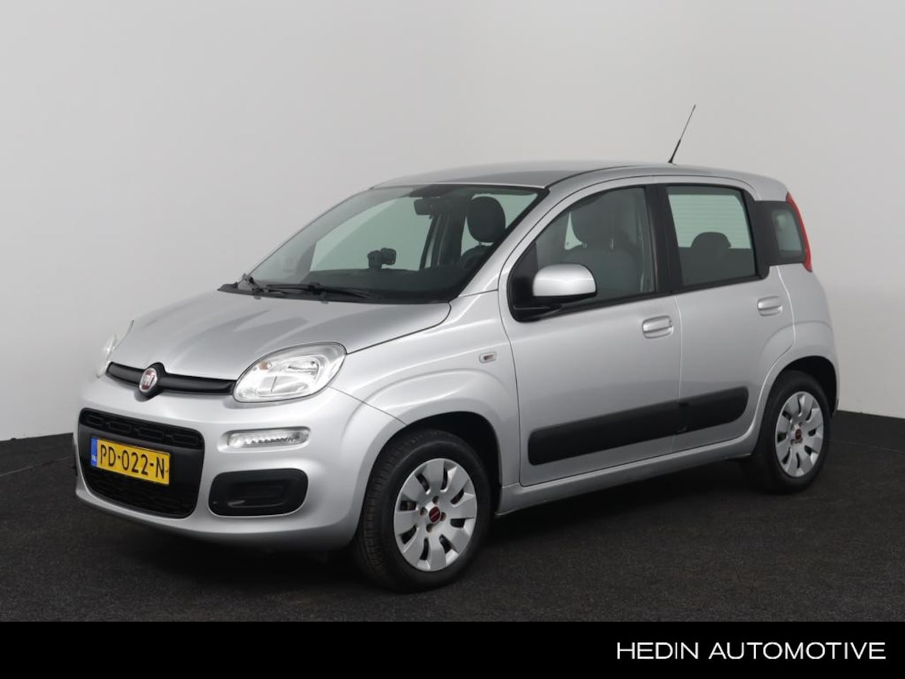 Fiat Panda - 0.9 TwinAir Popstar Hogere Zit!  | Airconditioning | - AutoWereld.nl