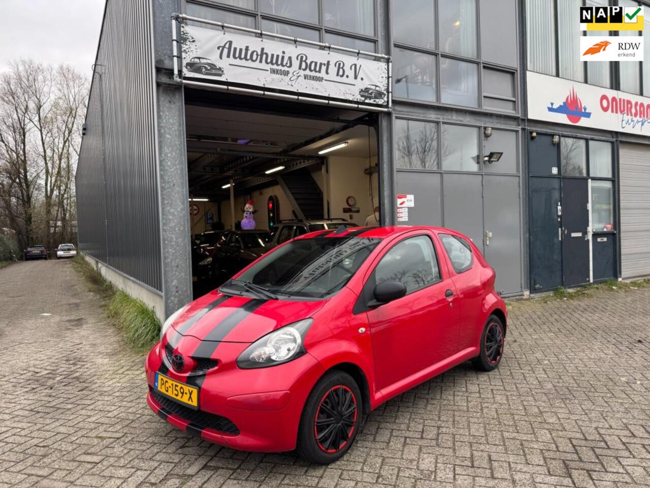 Toyota Aygo - 1.0-12V Stuurbekrachtiging! Nieuwe APK! NAP Rapport! - AutoWereld.nl