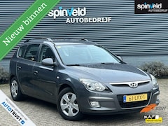 Hyundai i30 CW - 1.4i Blue Dynamic BJ`11 NAP NL Cruise Trekhaak