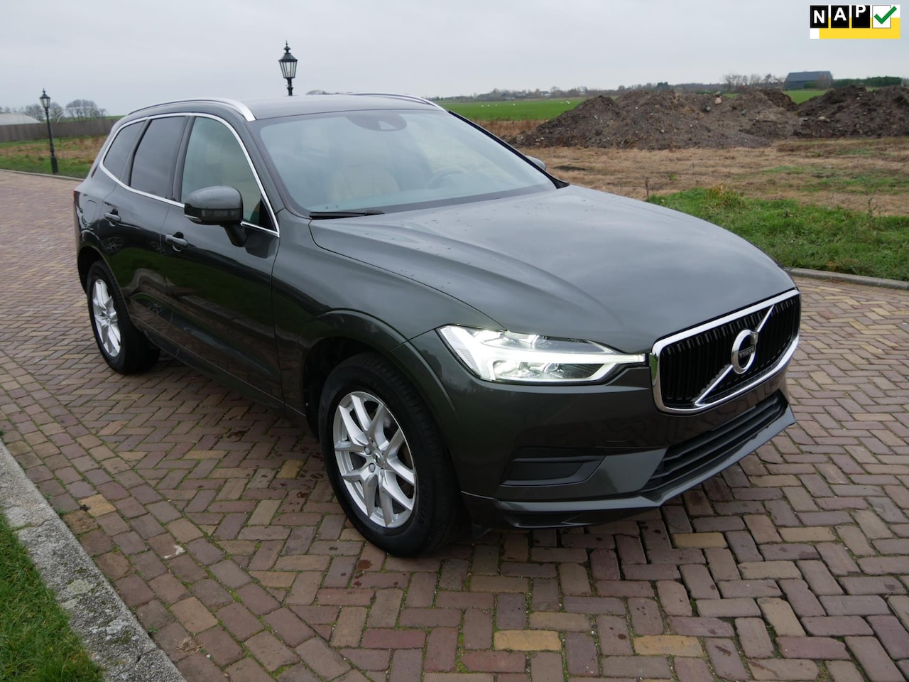 Volvo XC60 - 2.0 D4 Momentum Pro NAVI LEATHER ** 18499 NETTO ** - AutoWereld.nl