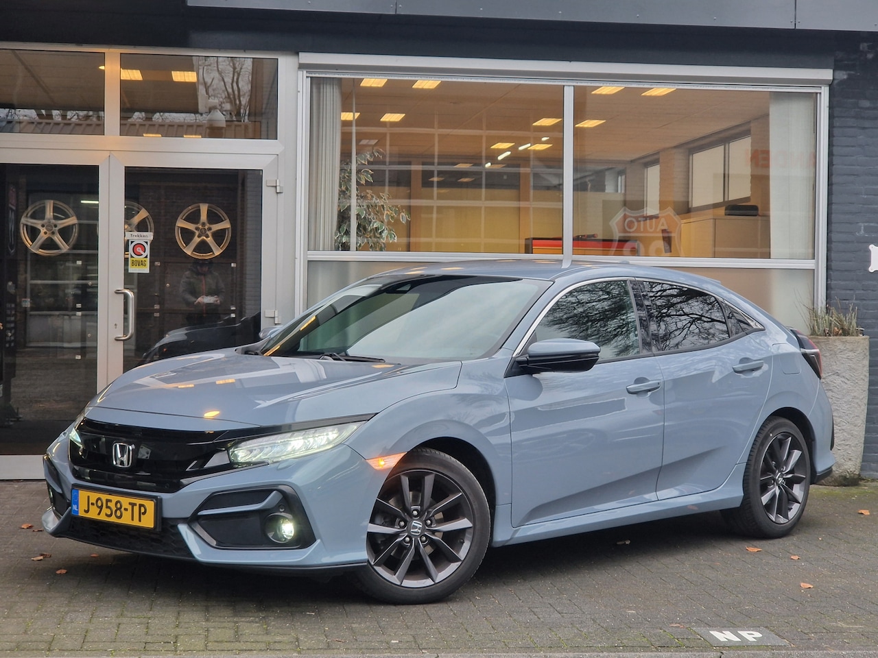 Honda Civic - 1.0 i-VTEC Elegance ADAP / 1e-EIGENAAR / NARDO - AutoWereld.nl