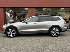 Volvo V60 Cross Country - 2.0 B5 AWD Pro AUT | PANO | TREKHAAK | HARMAN-KARDON | 19'' LMV