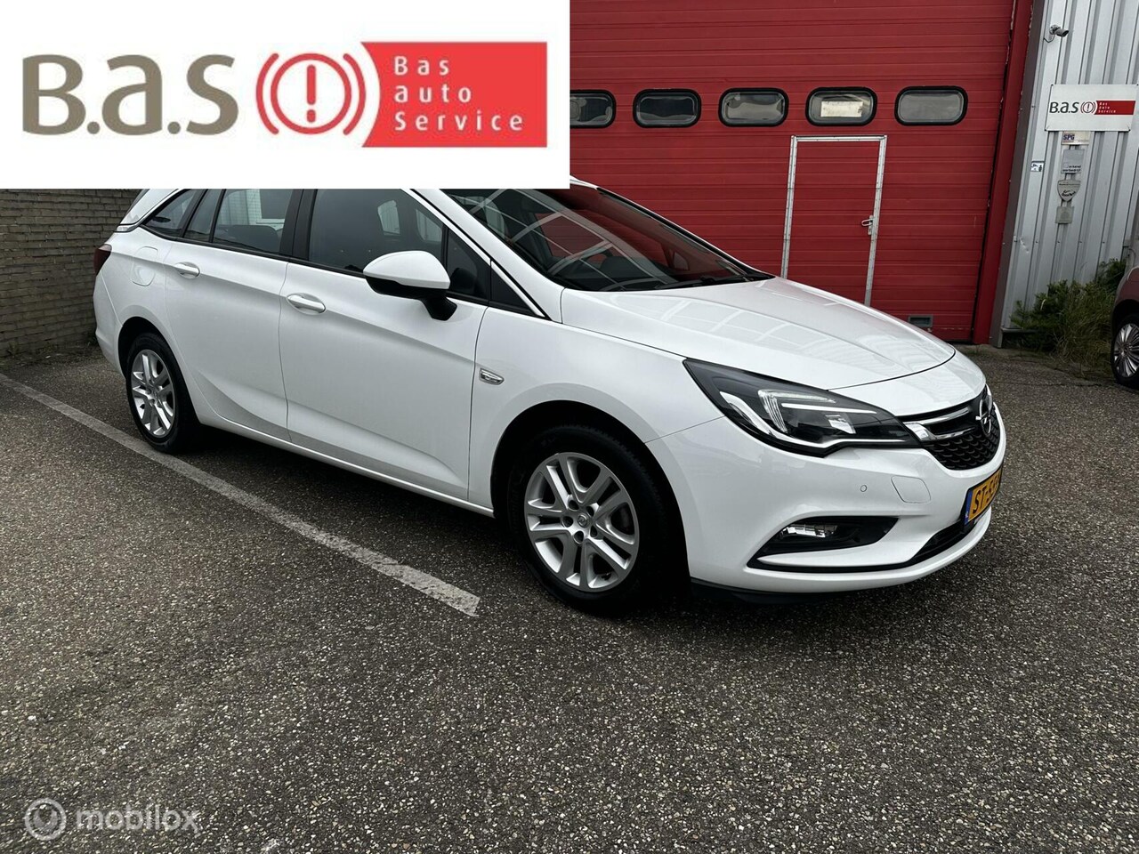 Opel Astra Sports Tourer - 1.0 Online Edition 1.0 Online Edition - AutoWereld.nl