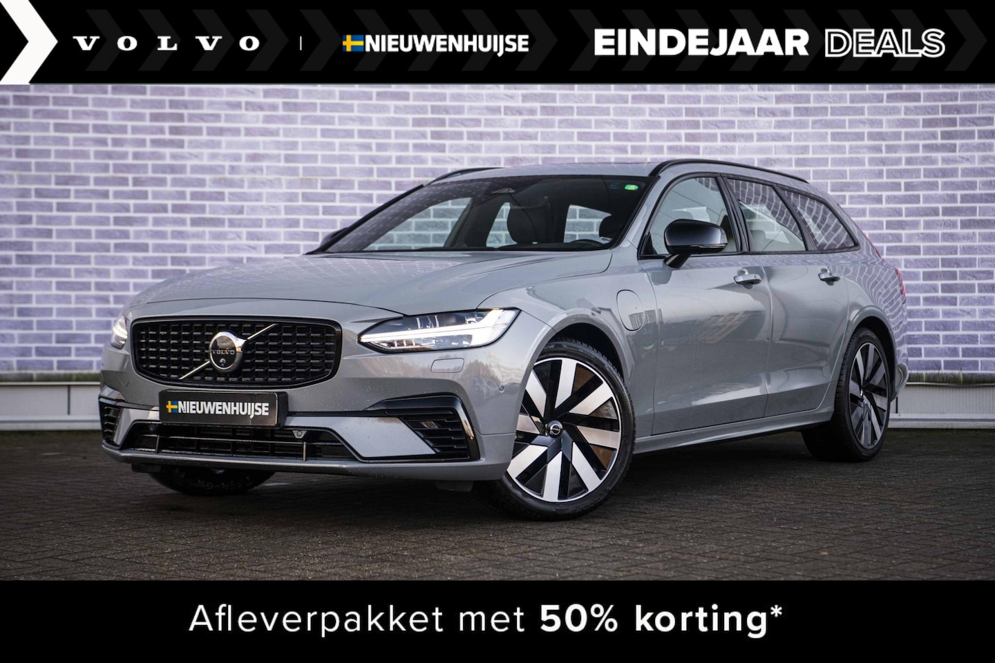 Volvo V90 - 2.0 T6 Plug-in hybrid AWD Ultimate Dark - AutoWereld.nl