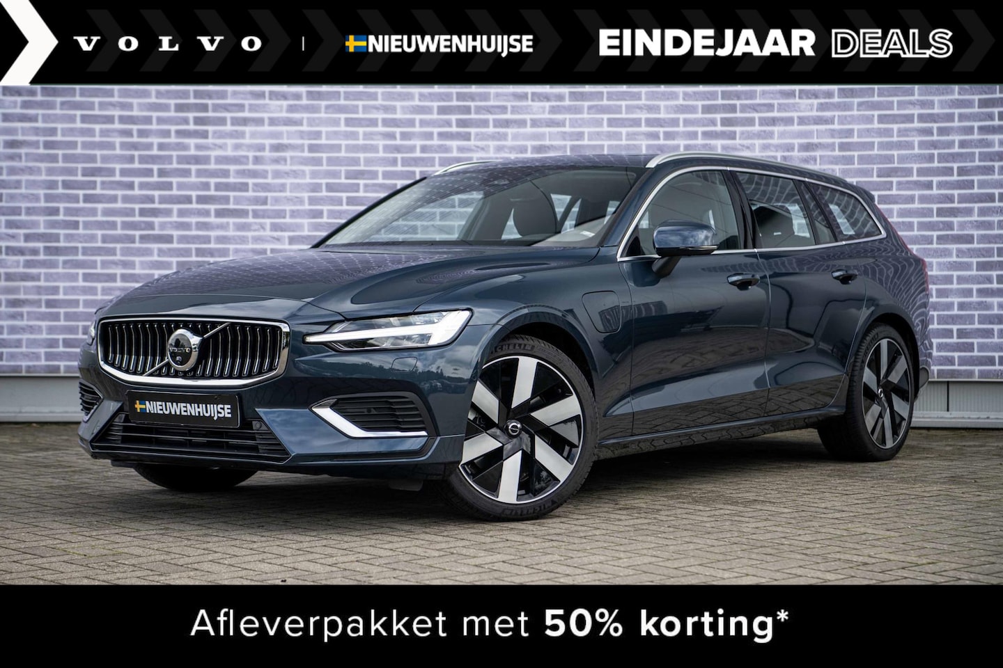 Volvo V60 - 2.0 T6 Plug-in hybrid AWD Ultra Bright - AutoWereld.nl