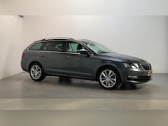 Skoda Octavia Combi - 1.0 TSI DSG Greentech Clever Edition Leder-Stof Stoelverwarming Navigatie