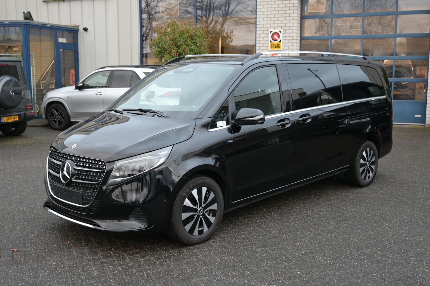 Mercedes-Benz V-klasse - 300d L3 Avantgarde Easy pack pakket, Winterpakket met standkachel, Etc. - AutoWereld.nl