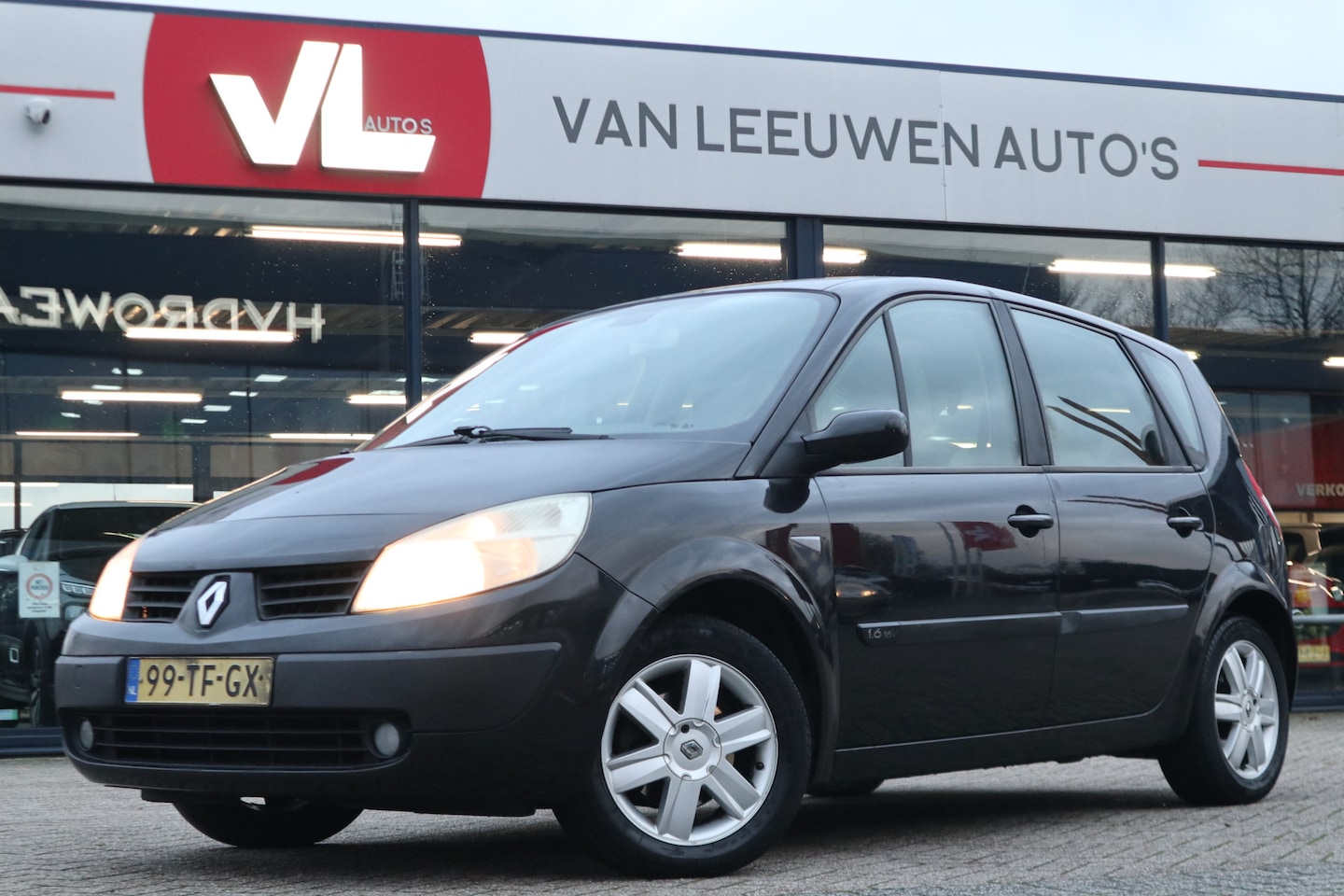 Renault Scénic - 1.6-16V Expression Luxe | Cruise | Trekhaak | Automatische Airco - AutoWereld.nl