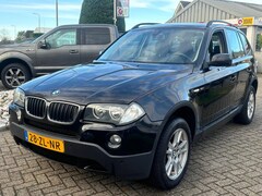 BMW X3 - 2.0i Executive Benzine 2008 Zwart Youngtimer