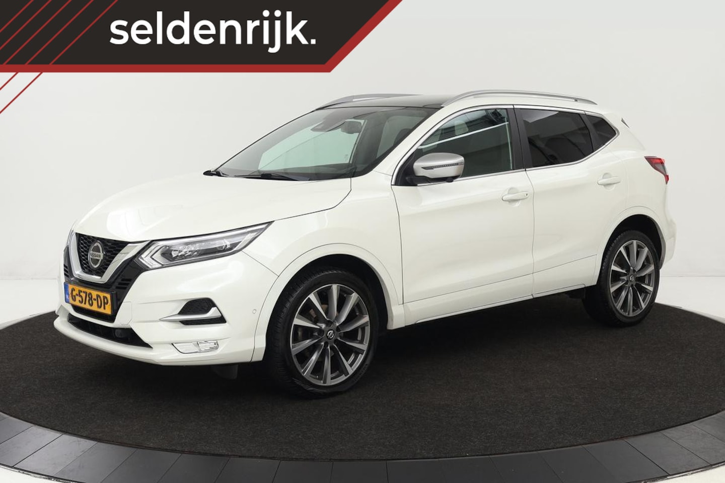 Nissan Qashqai - 1.3 DIG-T Tekna+ | Panoramadak | Adaptive cruise | Leder | Stoelverwarming | 360 camera | - AutoWereld.nl