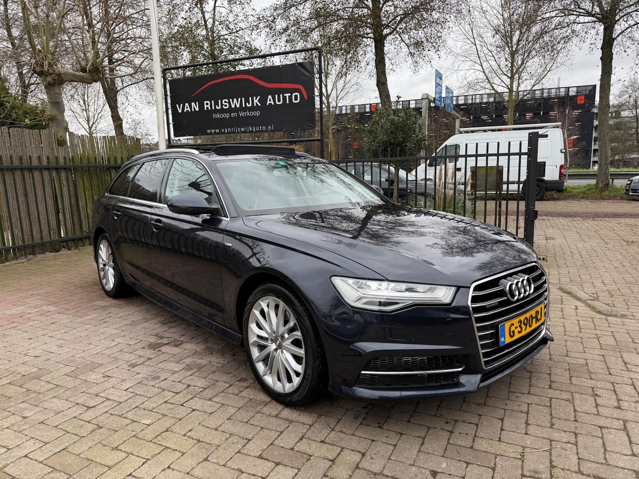 Audi A6 Avant - 3.0 TDI Quattro S-Line Xenon Pano Leder Trekh Stoelverw - AutoWereld.nl