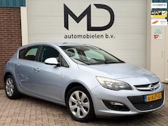 Opel Astra - 1.4 Turbo Business + / LED / 1e eigenaar / Navi