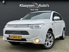 Mitsubishi Outlander - 2.0 PHEV 4WD Instyle AUT. | dealer onderhouden | navigatie | schuifdak | trekhaak | leder