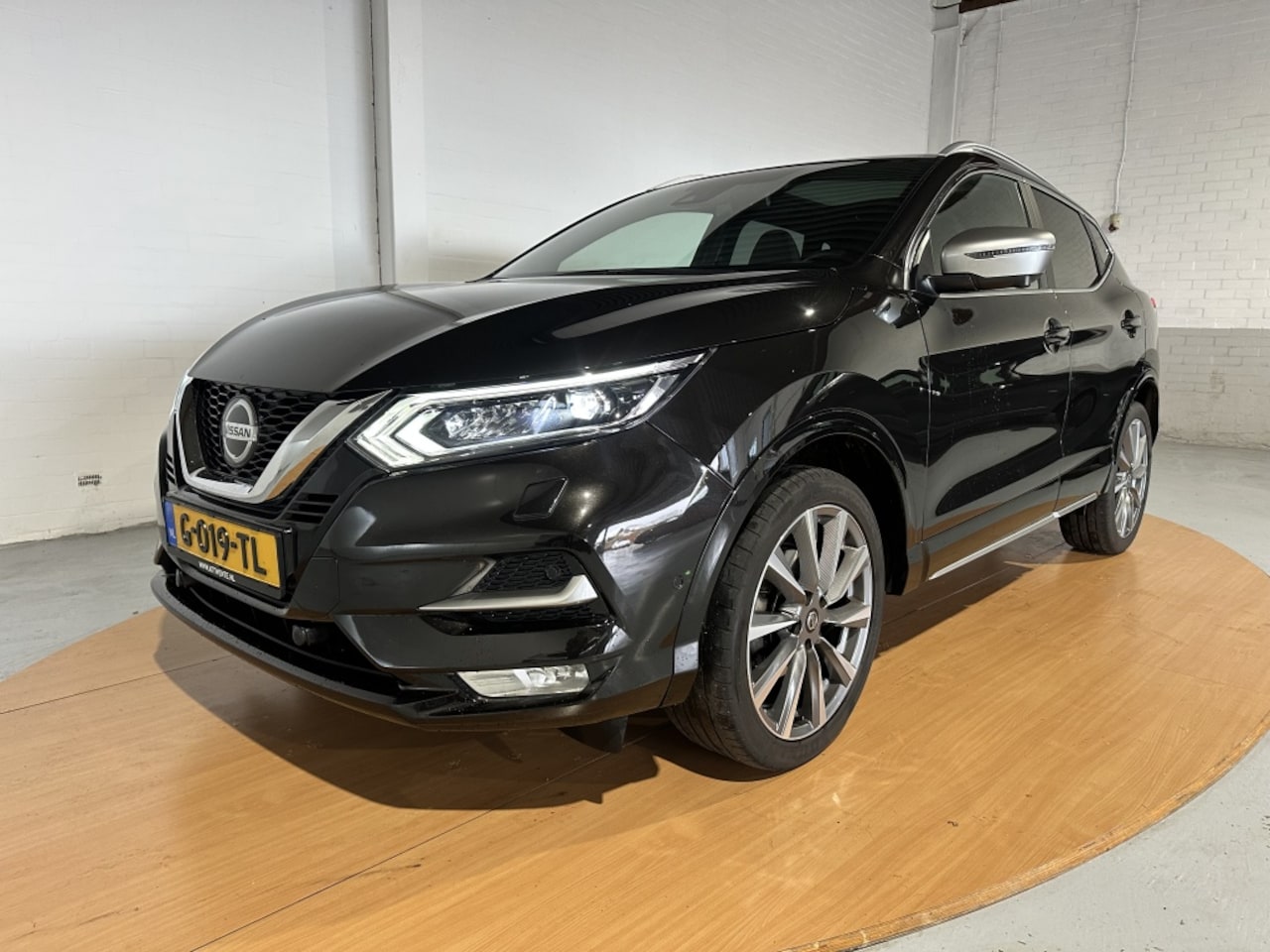 Nissan Qashqai - 1.3 DIG-T Tekna + Trekhaak Bose Pano - AutoWereld.nl