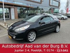 Peugeot 207 CC - 1.6 VTi Cabriolet Lederen interieur , Navigatie , Climate controle , CD wisselaar , mooie