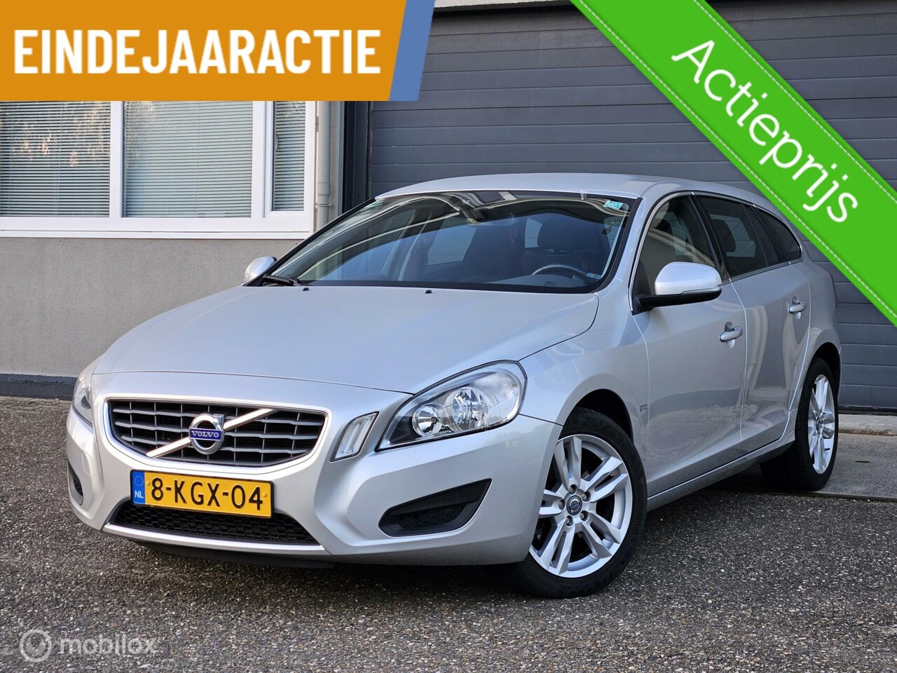 Volvo V60 - 1.6 T3 ACTIE ACTIE WEG=WEG Airco Navi DEALER ONDERHOUDEN - AutoWereld.nl