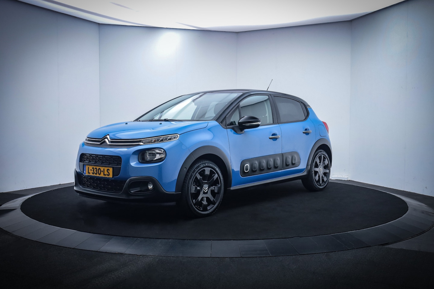 Citroën C3 - 1.2T Aut. S&S Feel NAVI/CAMERA/BLINDSPOT/CARPLAY/DAB/PDC V+A/LMV 17'' - AutoWereld.nl