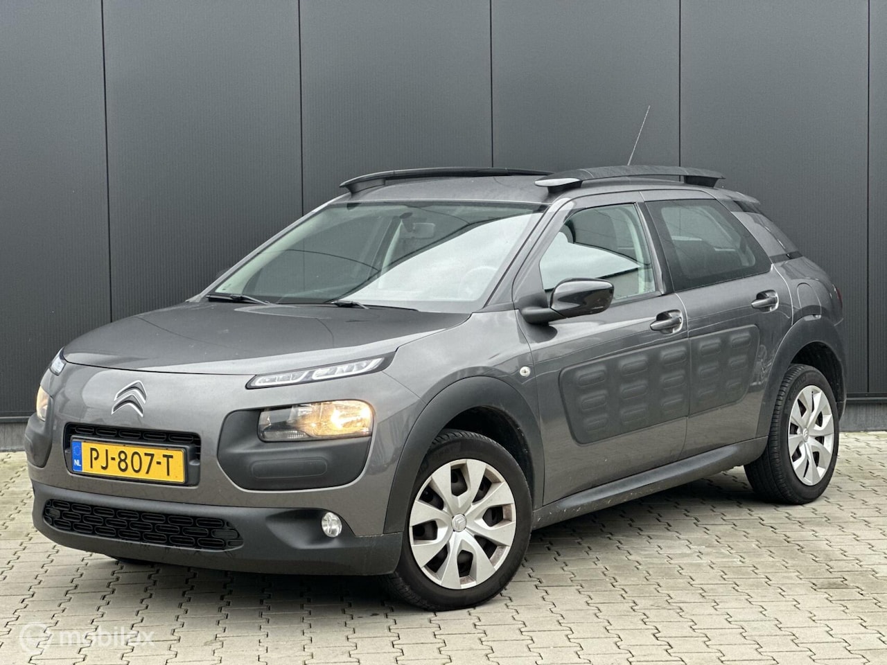 Citroën C4 Cactus - 1.2 PureTech Business Plus | CRUISE | NAVI | - AutoWereld.nl