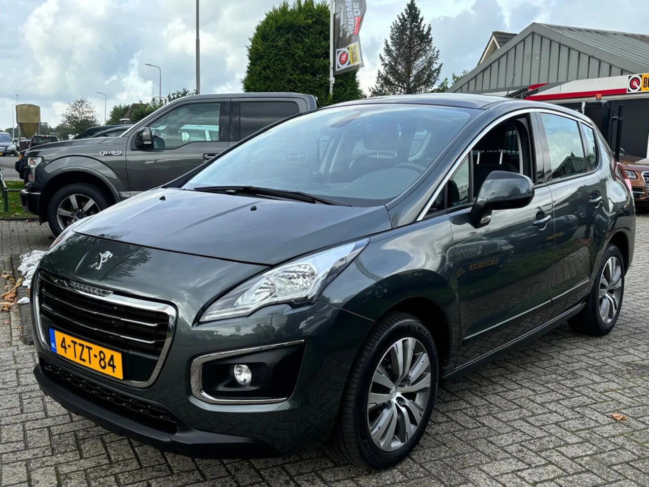 Peugeot 3008 - 1.6 Panodak 2014 NL Auto 1E Eigenaar Trekhaak - AutoWereld.nl