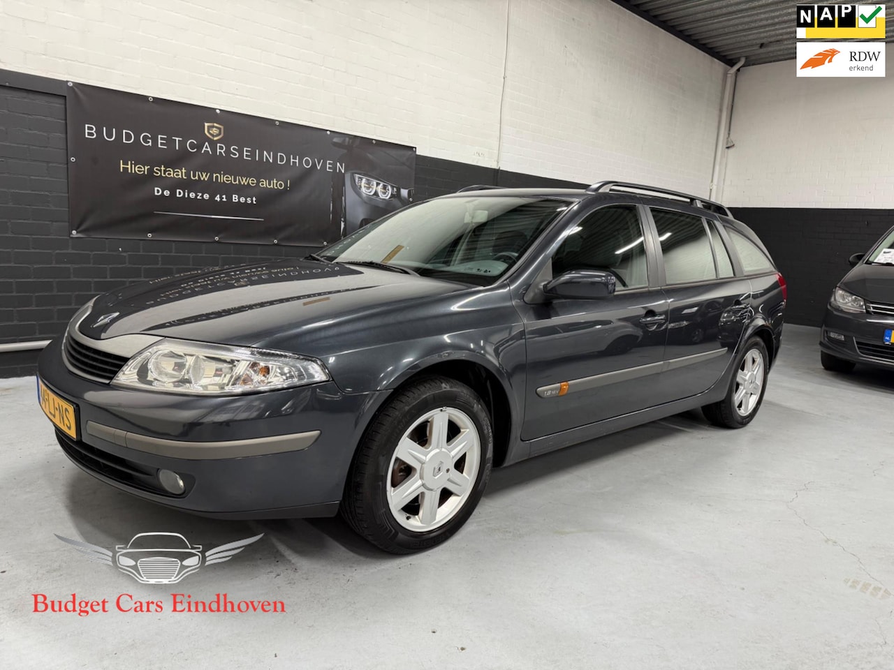 Renault Laguna Grand Tour - 1.8-16V Elective 1.8-16V Elective - AutoWereld.nl