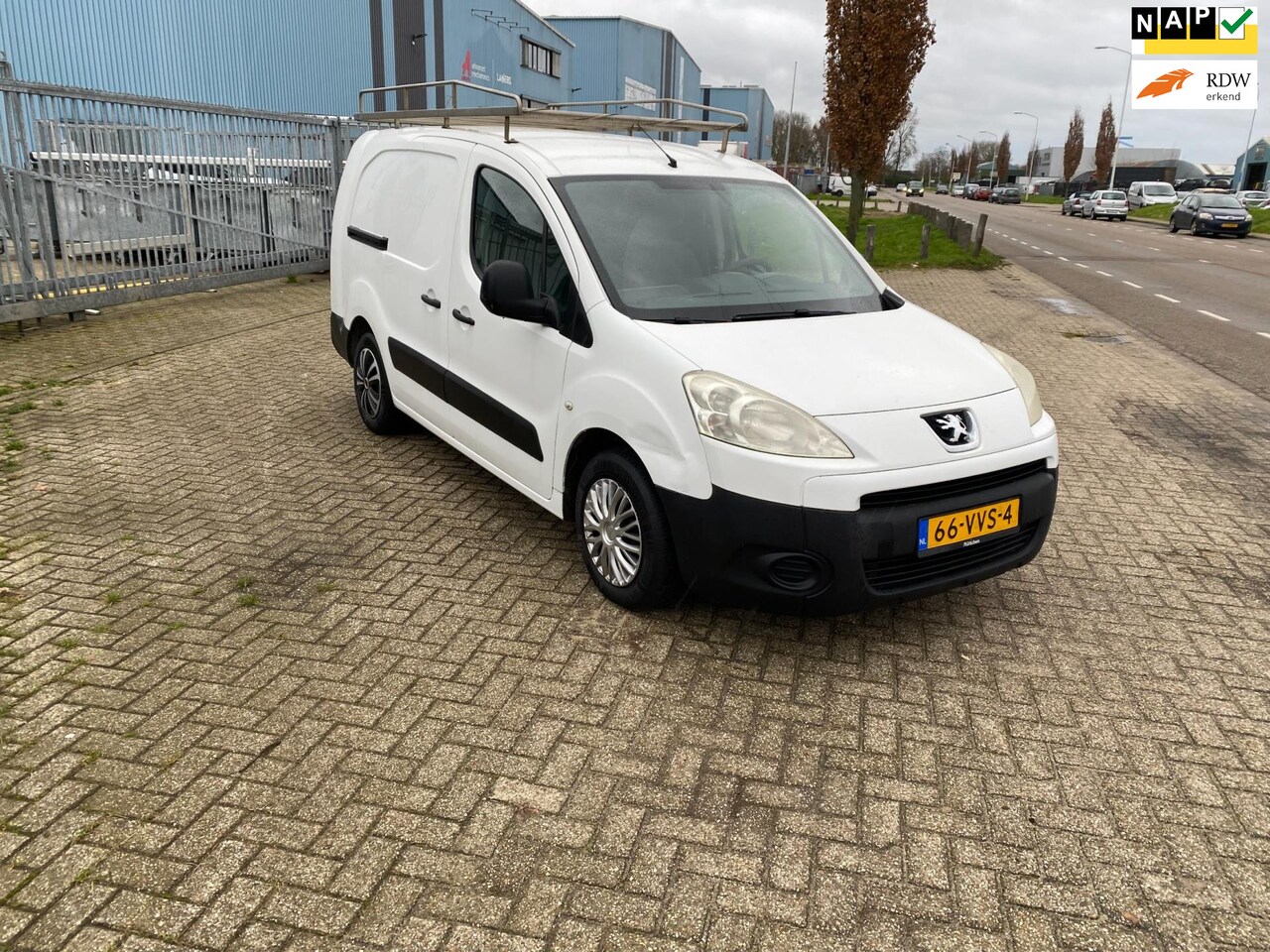 Peugeot Partner - 122 1.6 HDI L2 XR 122 1.6 HDI L2 XR - AutoWereld.nl