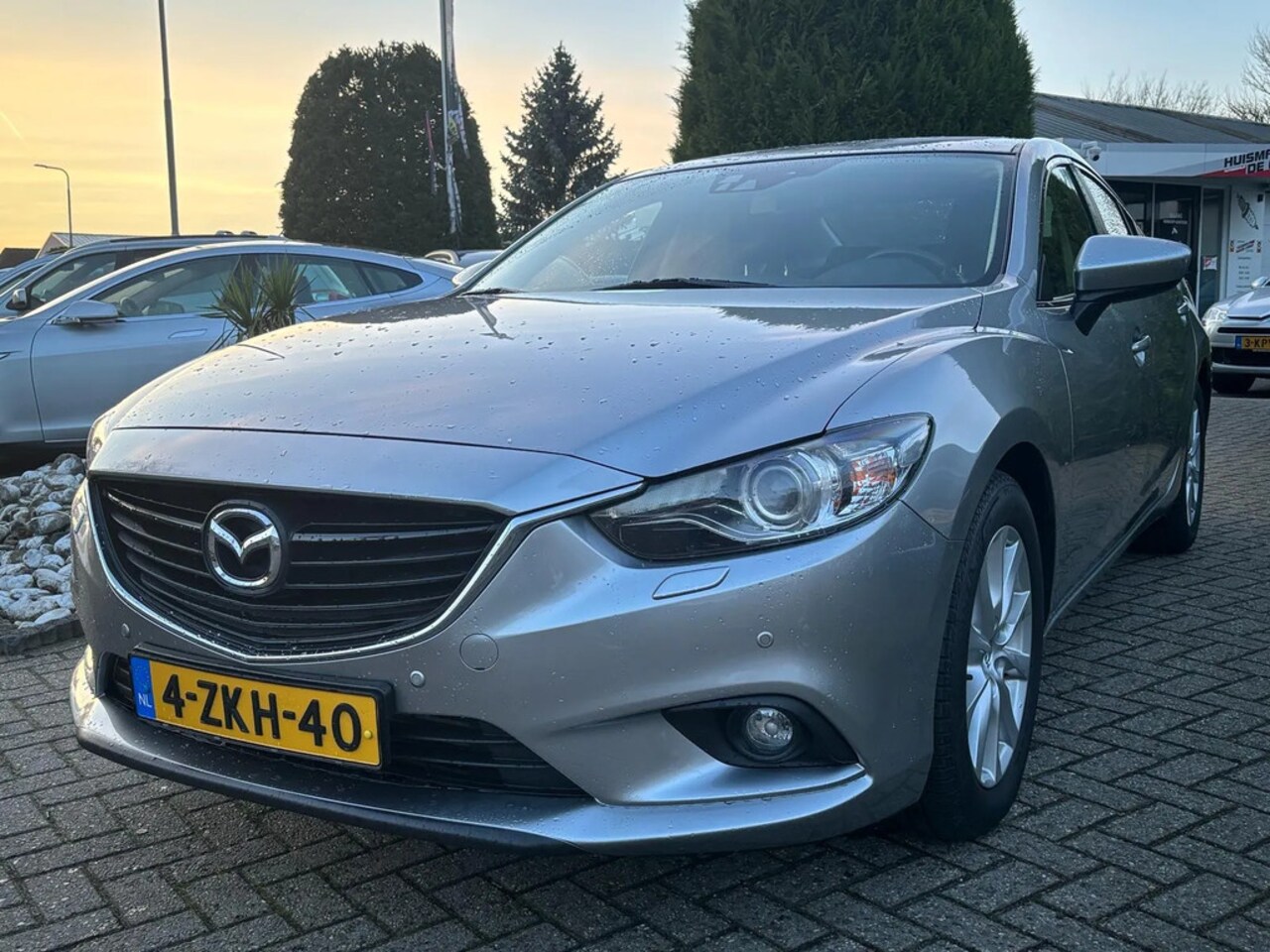 Mazda 6 - 2.2D Diesel Hatchback Xenon 2015 85.000 KM - AutoWereld.nl