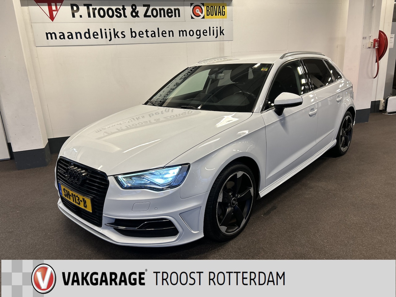 Audi A3 Sportback - 1.4 e-tron PHEV Ambition Pro Line plus | RS3 uitlaat | Alcantara/Lederen bekleding | Keyle - AutoWereld.nl