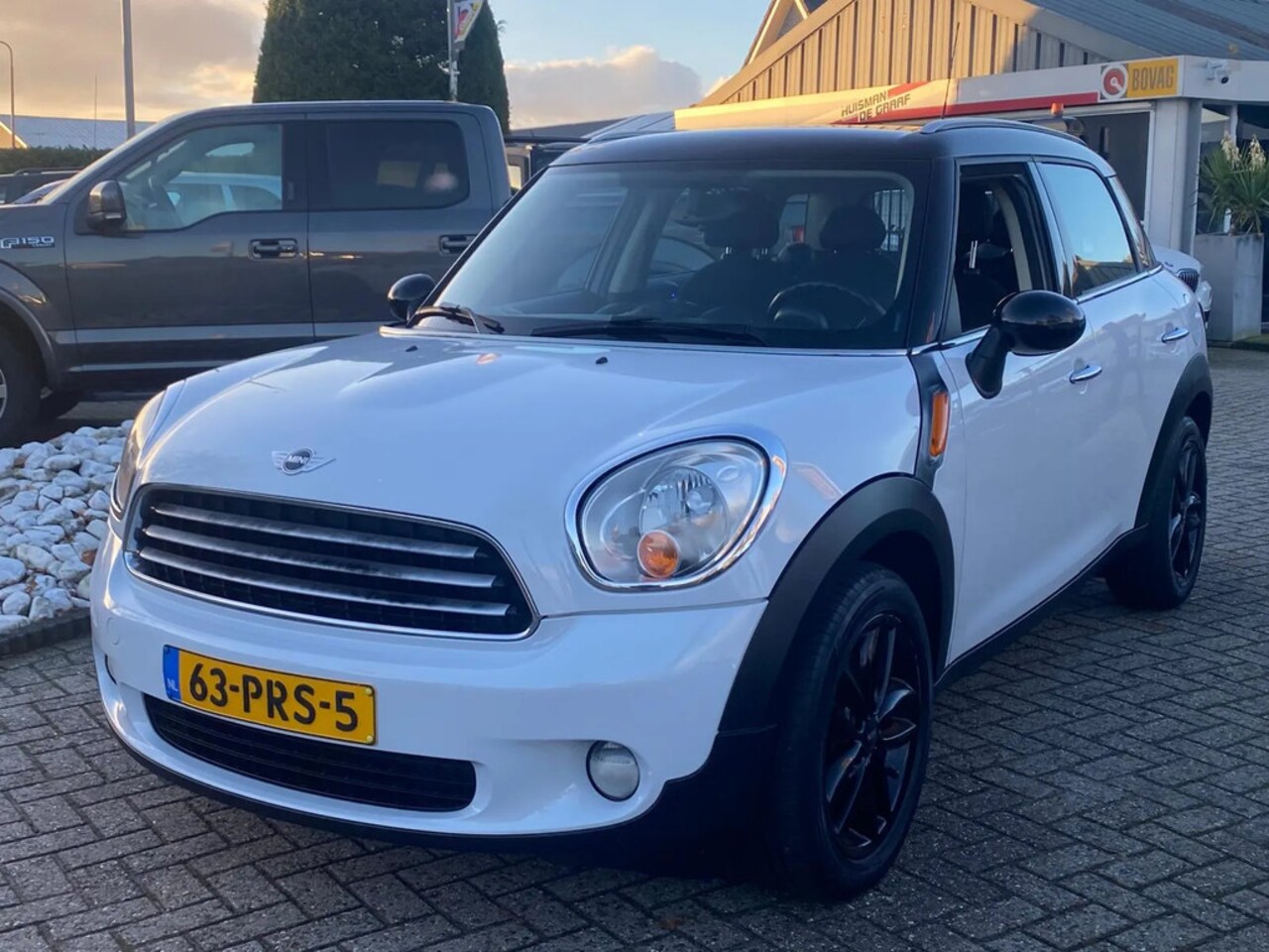 MINI Countryman - 1.6 Cooper 2011 Wit NL Auto - AutoWereld.nl