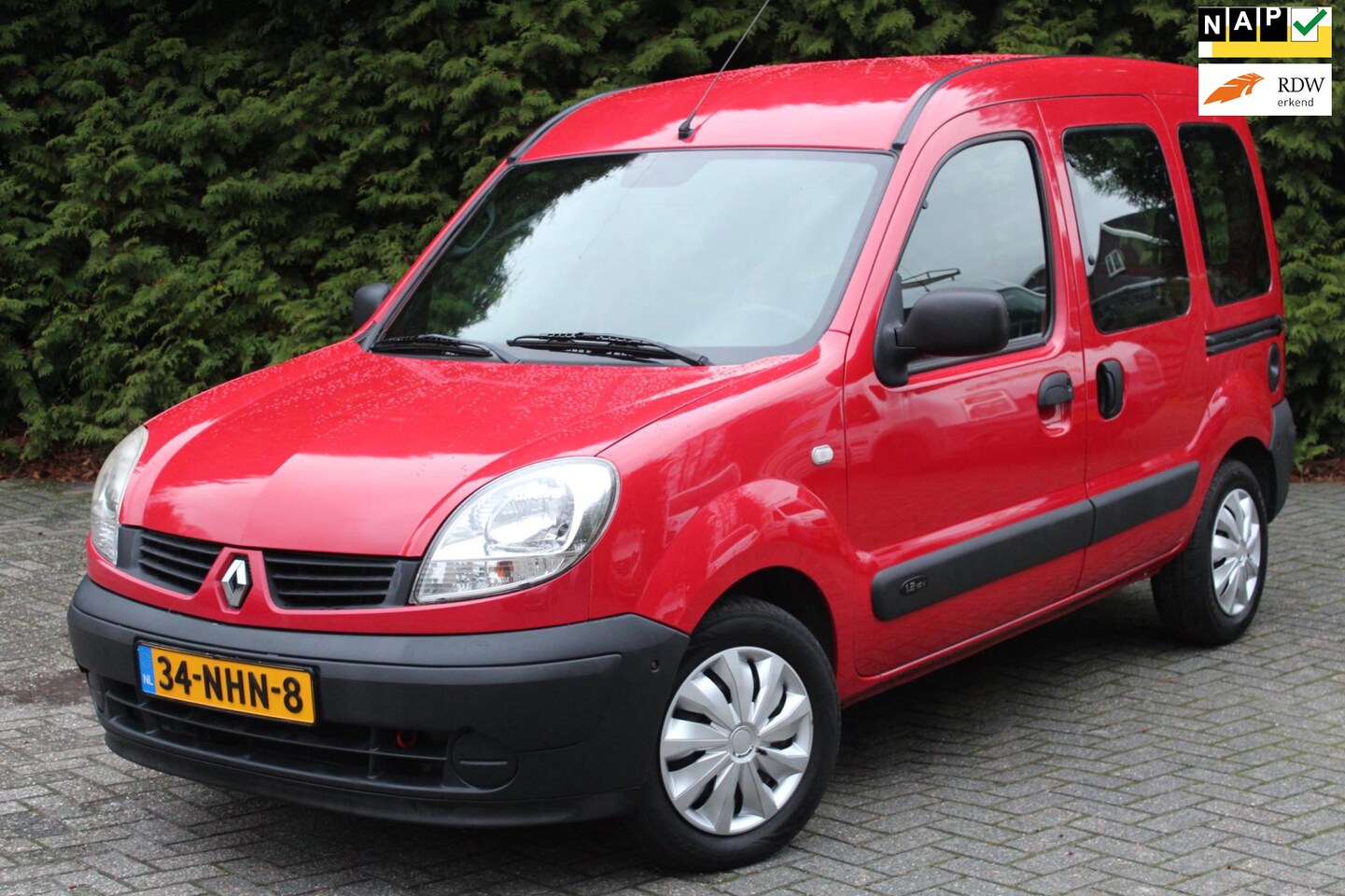 Renault Kangoo - 1.2-16V Authentique 75PK | NWE APK | Elektrische Ramen | Radio/MP3 - AutoWereld.nl