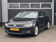 Volkswagen Jetta - 1.4 TSI Hybrid Highline Zonnedak, Navi, Stoelverwarming, Cruise, Climate COntrol, NAP