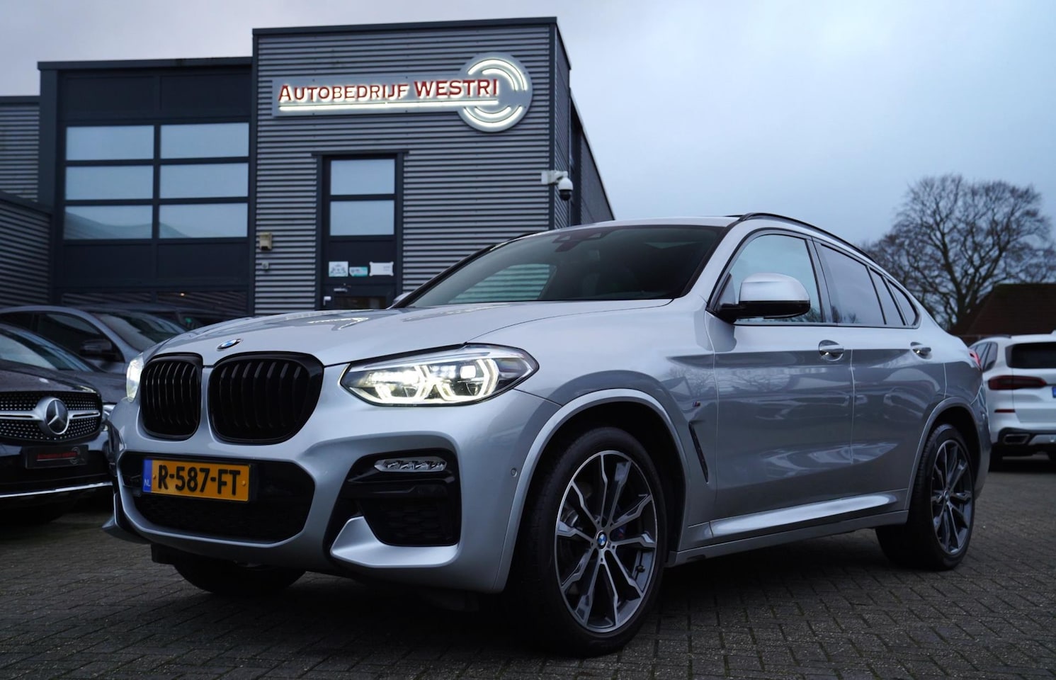 BMW X4 - M40i High Executive | Stoelverkoeling | - AutoWereld.nl