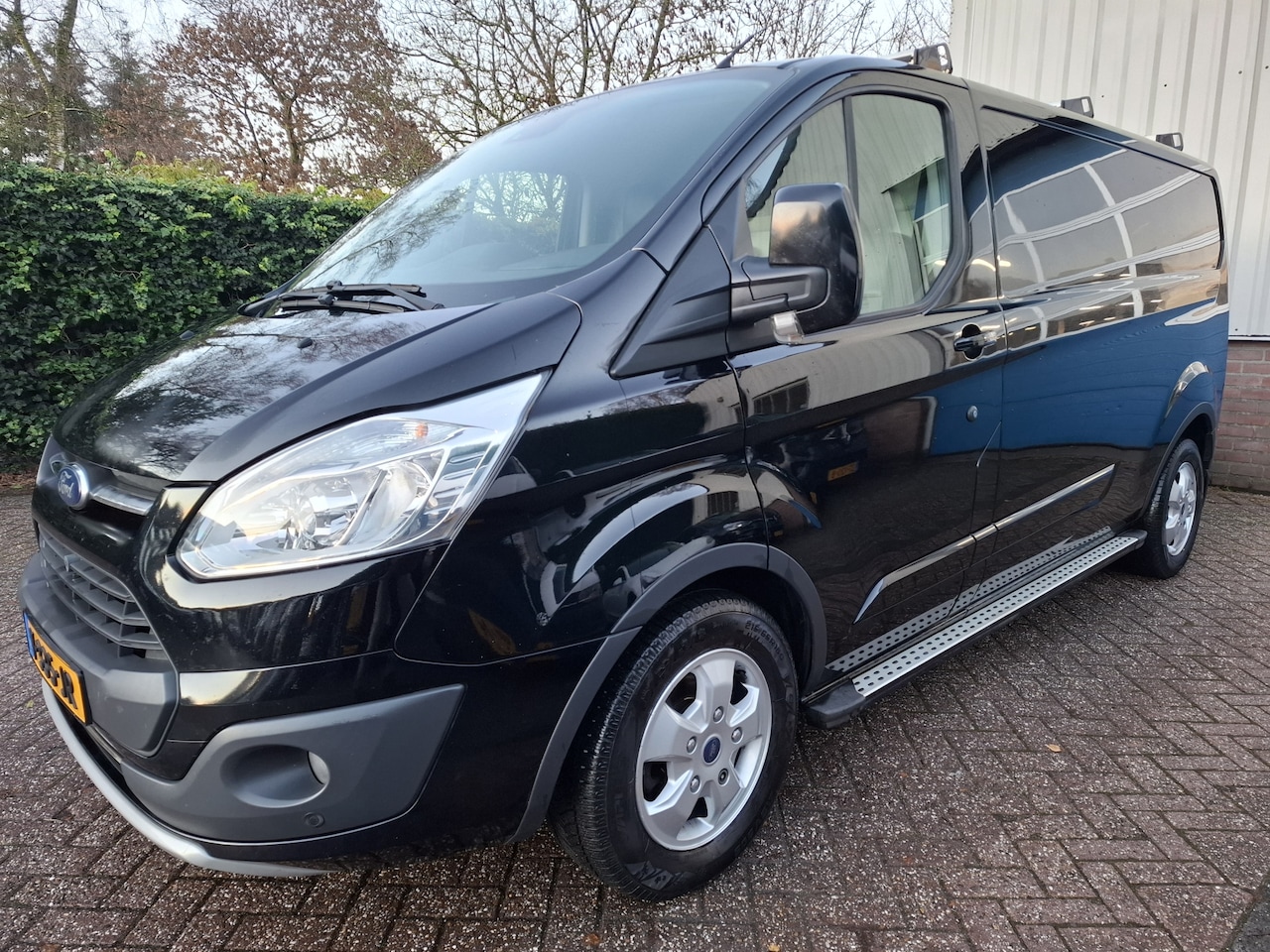 Ford Transit Custom - 290 2.0 TDCI L2H1 Sport LEER/CLIMAT/CRUISE/NAVI/PDC/3-ZITS 170PK - AutoWereld.nl