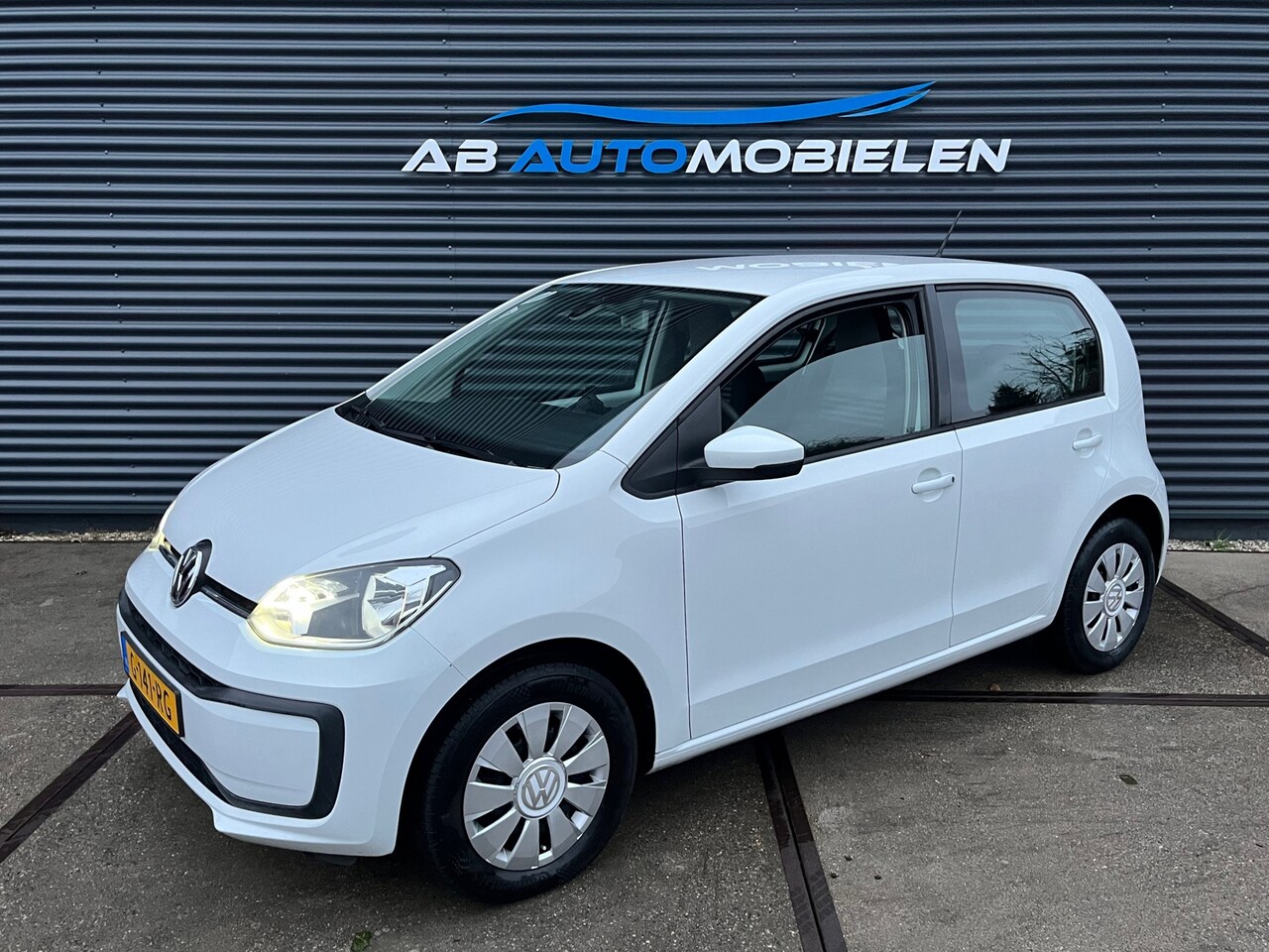 Volkswagen Up! - 1.0 BMT move up! 5 DEURS/ BLUETOOTH/ LED VERL - AutoWereld.nl