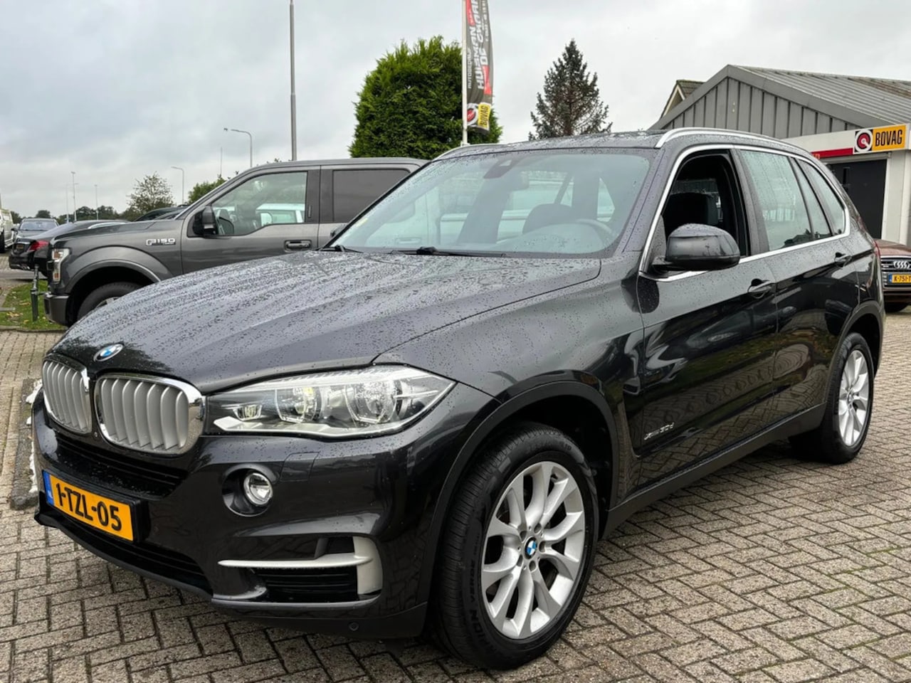 BMW X5 - 3.0D 2014 Pano HUD Dealerauto Trekhaak 3500 KG - AutoWereld.nl