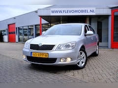 Skoda Octavia - 1.2 TSI Ambition Business Line *31.895km* Navi|Clima|Unieke Auto