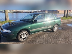 Mitsubishi Carisma - 1.6 Classic HB Airco Km.239.000 *Sportvelgen* Nette auto, Technisch Goed 1.6 Classic HB Ai