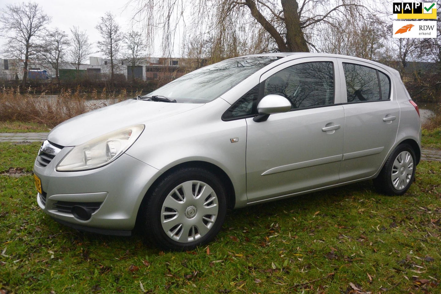 Opel Corsa - 1.4-16V Enjoy*airco*cruise*5drs*apk - AutoWereld.nl