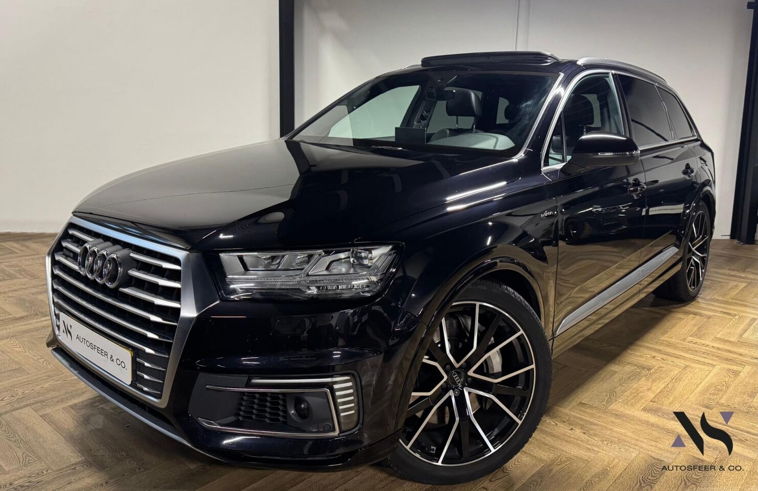 Audi Q7 - 3.0 TDI e-tron quattro Sport PANO KEYLESS' - AutoWereld.nl