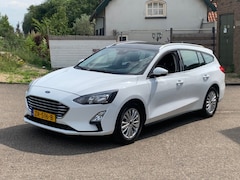 Ford Focus - 1.0 ECOB. TIT. BNS 125 PK 6BAK INCL 1 JAAR GARANTIE IN NIEUWSTAA