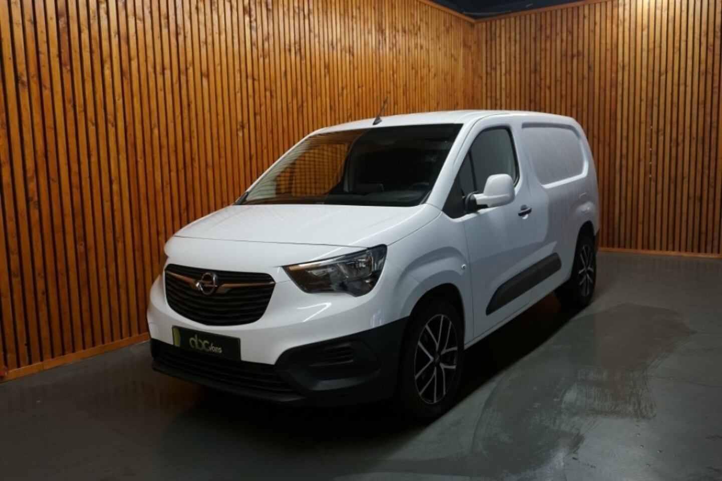 Opel Combo - 1.5D 102 PK XL EDITION/ AIRCO/ NAVI - AutoWereld.nl