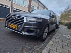 Audi Q7 - 3.0 TDI e-tron quattro Sport S line, Panoramadak, Trekhaak,