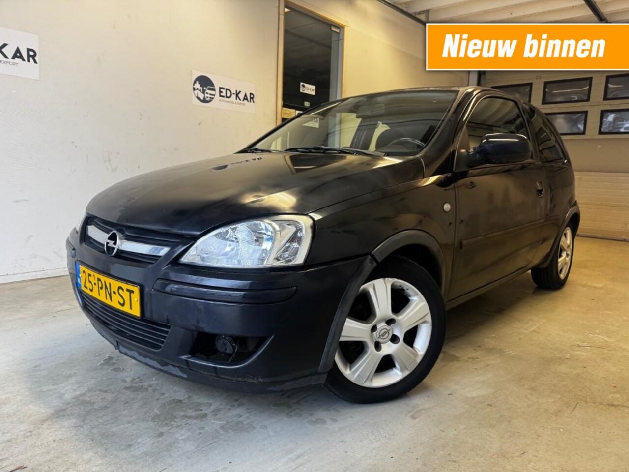 Opel Corsa - 1.2-16V Maxx EDRS AIRCO LMV RIJDT GOED NAP APK - AutoWereld.nl