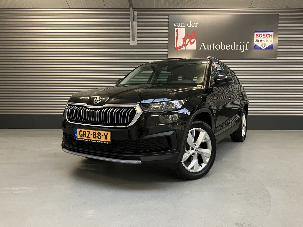 Skoda Kodiaq - 1.5 TSI STYLE/LED/PDC/CAM/KEY-LESS/19 INCH/ENZ - AutoWereld.nl