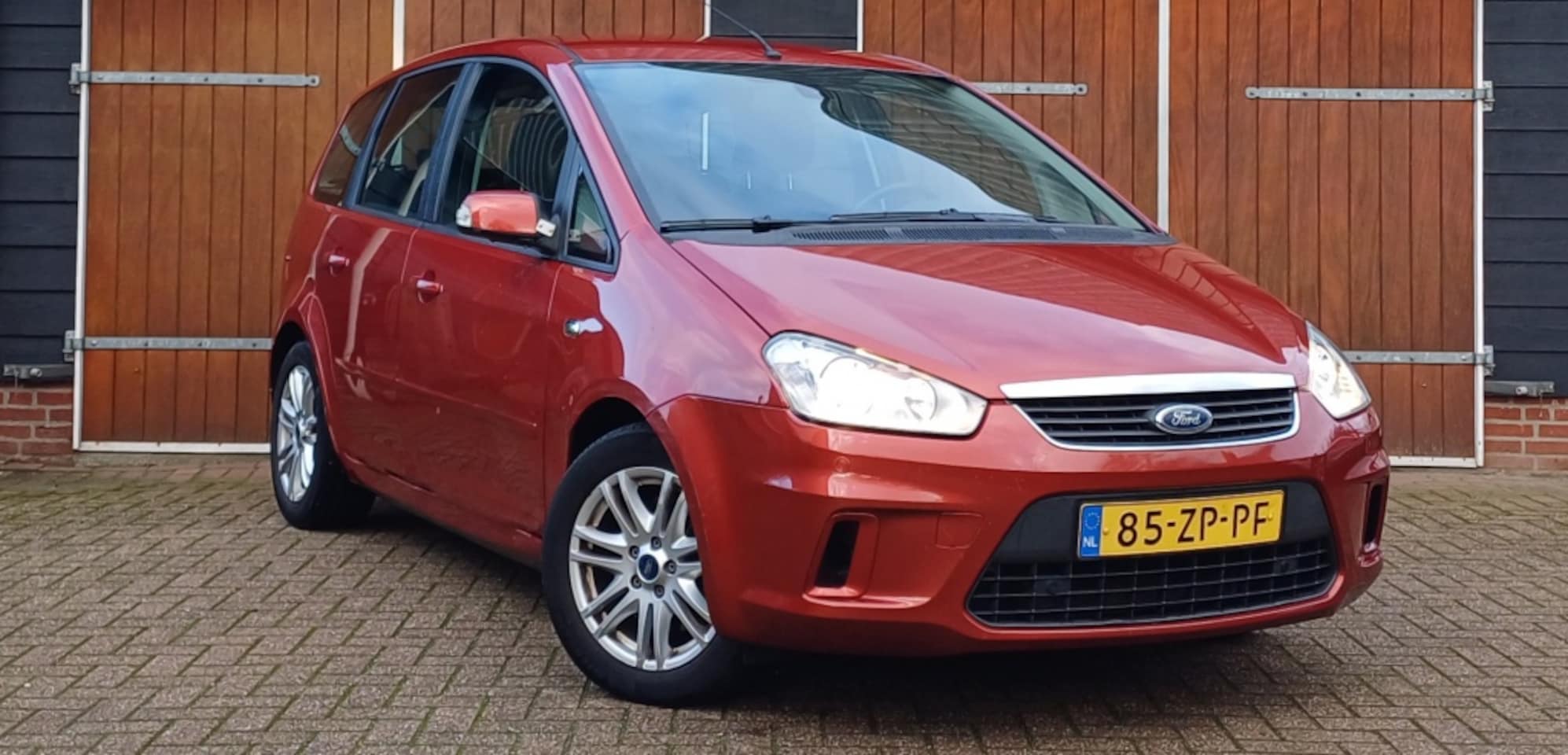 Ford C-Max - 2.0-16V Ghia 2.0-16V Ghia, Automaat, Trekhaak, Cruise controle en NAP - AutoWereld.nl