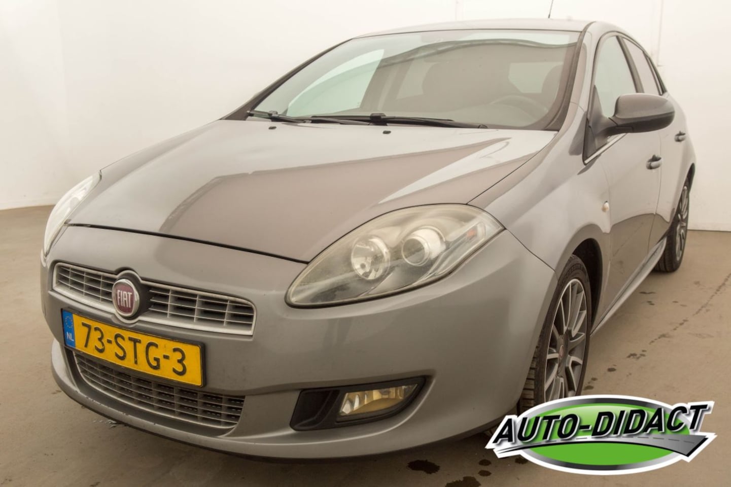 Fiat Bravo - 1.4 T-Jet Airco Dynamic - AutoWereld.nl