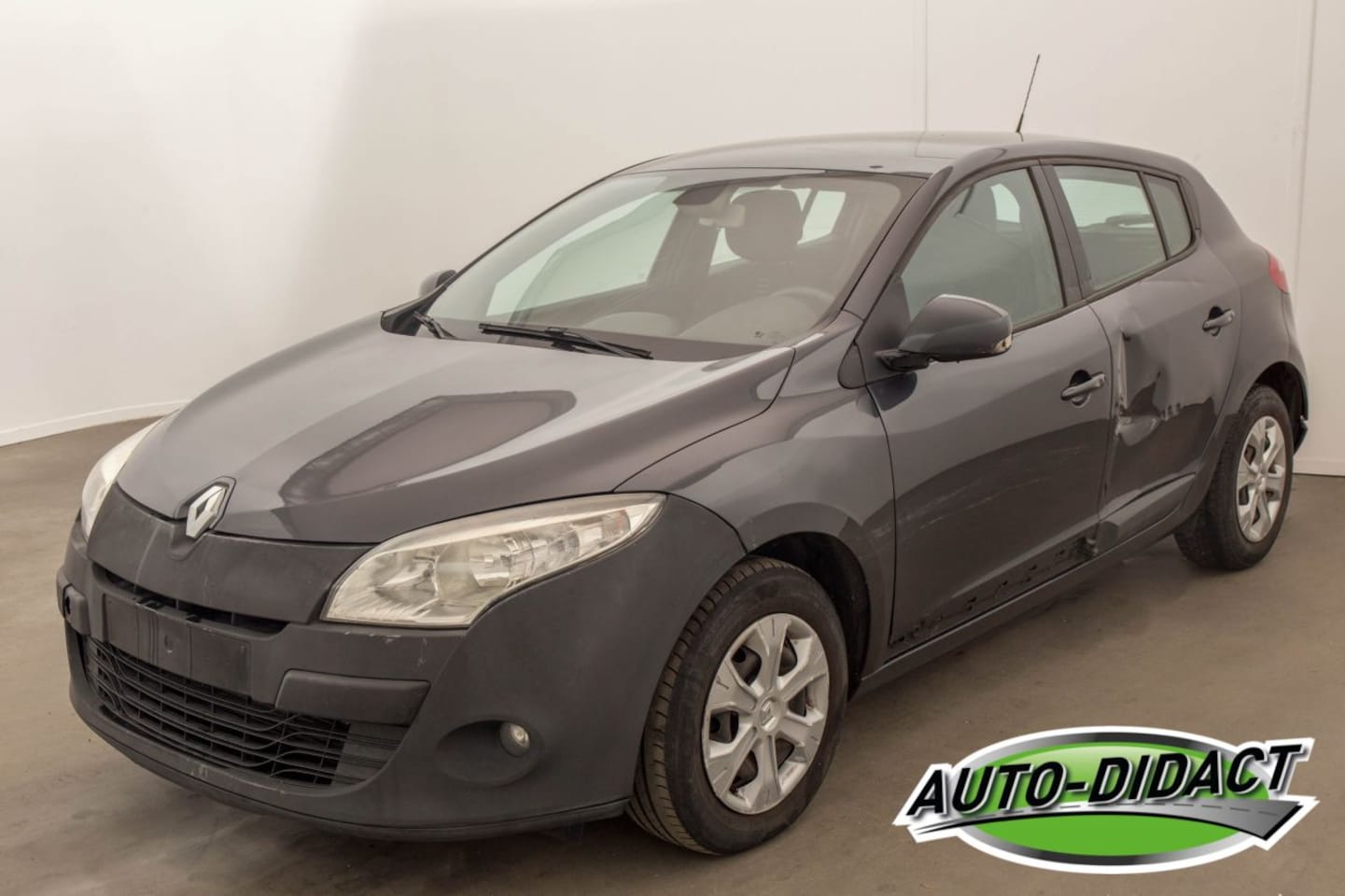 Renault Mégane - 1.5 DCI Airco - AutoWereld.nl