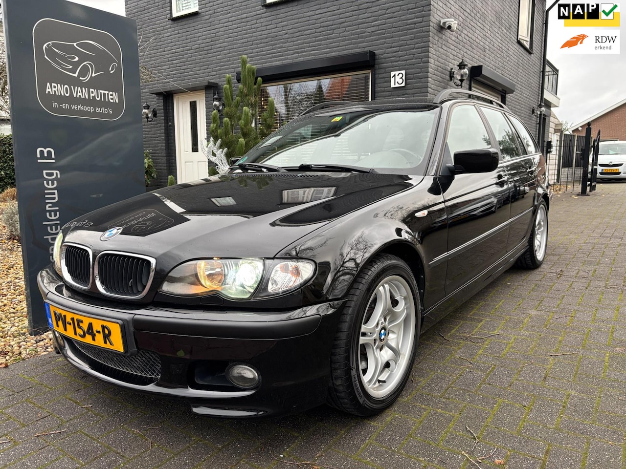 BMW 3-serie Touring - 320i Executive M-Pakket / Automaat - AutoWereld.nl