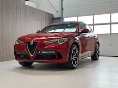 Alfa Romeo Stelvio - 2.9 V6 AWD Quadrifoglio - 510 PK QV - ROSSO COMPETIZIONE - STUURVERWARMING